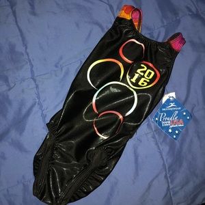 MOTIONWEAR RIO V STRAP LEOTARD